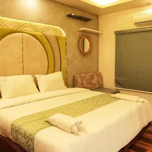 Victoria Houseboats India