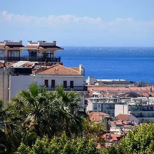 Terrasse Vue / France
